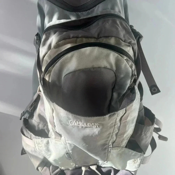 Camelbak Helena 20 L hydration backpack (No bladder) - Picture 5 of 9